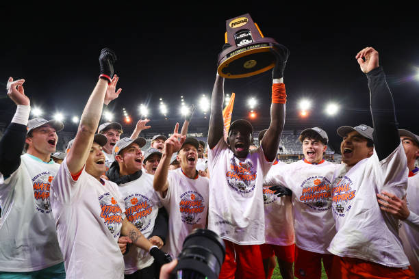 然显得较高 然显得较高