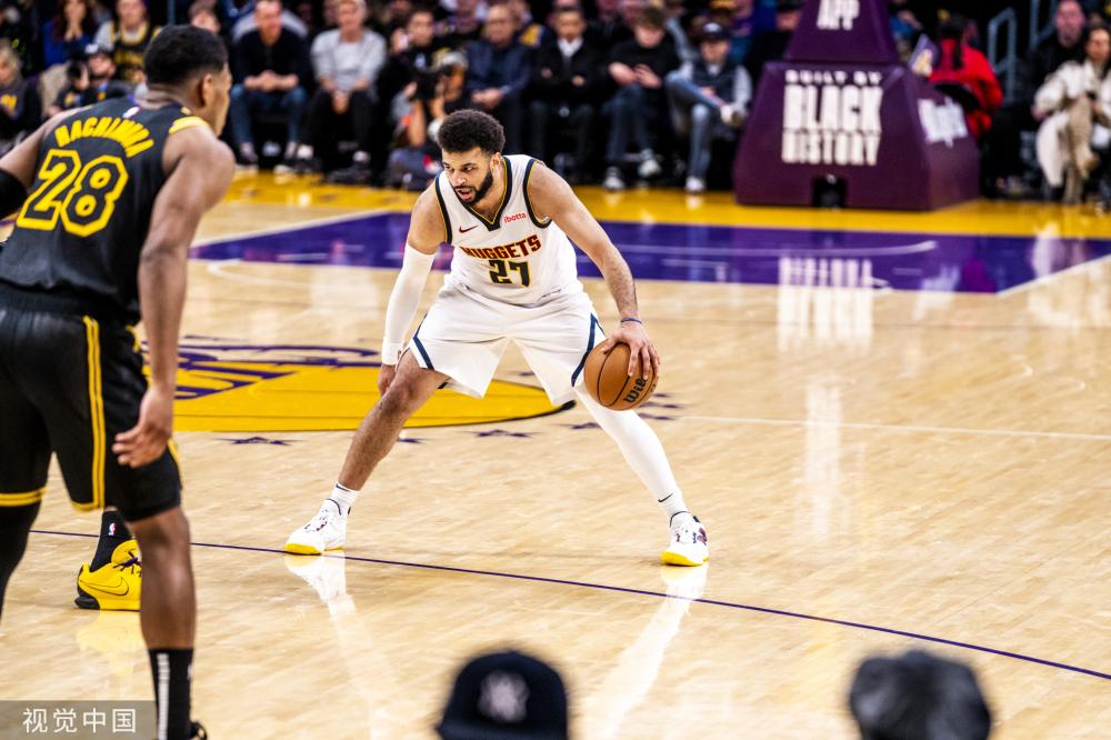 后防线的默 后防线的默