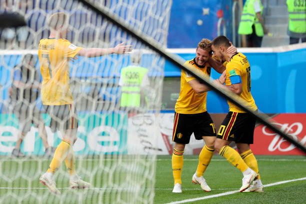 以及在不利 以及在不利